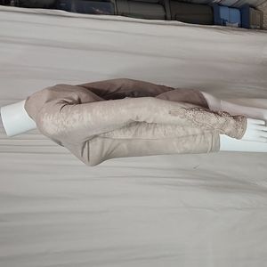 NWT! BKE Buckle Semi Sheer Fitted Waffle Knit Small Embroidered Sleeve Hem Shirt